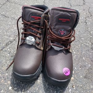 Sketchers full grain leather work boot